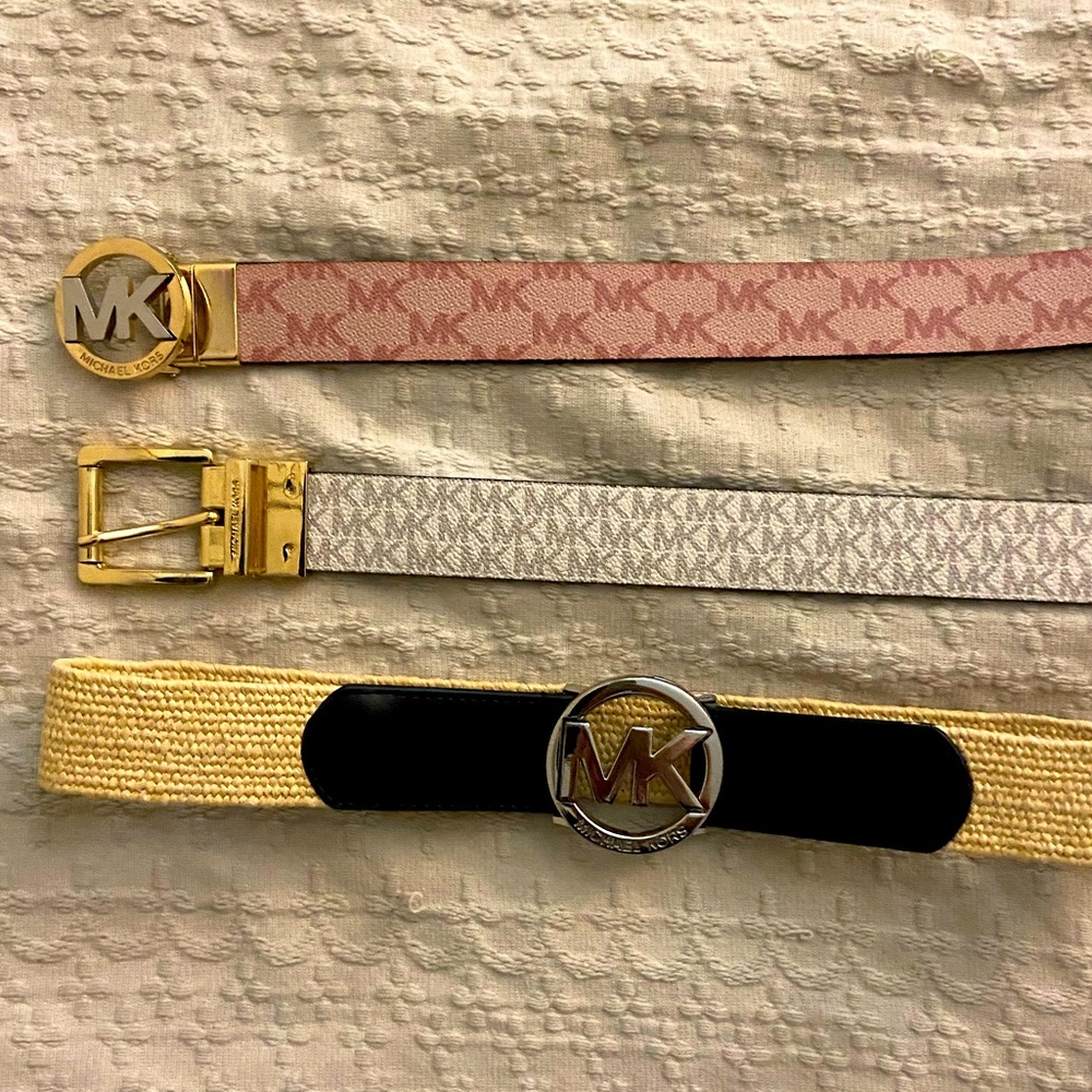LOT OF 3 SIZE SMALL MICHAEL KHORS BELTS WOMENS ADJUSTABLE REVERSIBLE LOGO GOLD